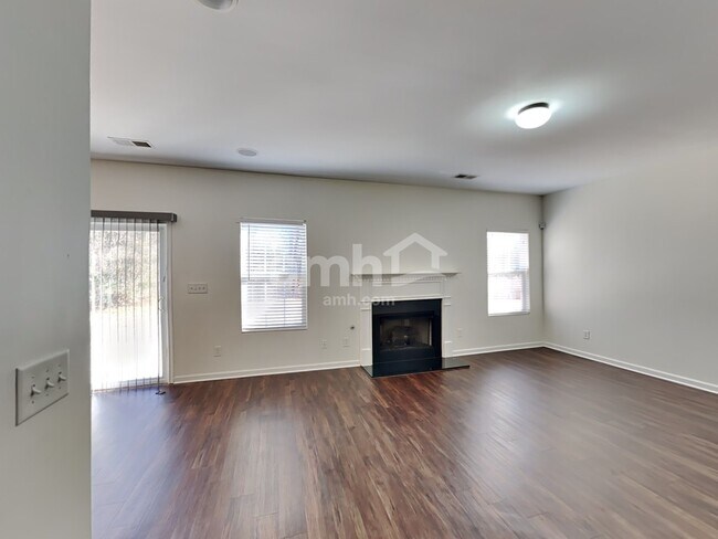 Building Photo - 3009 Gale Court