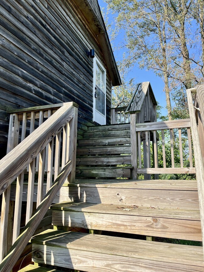 Foto del edificio - 14947 Spotswood Trail