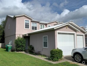 Building Photo - 2717 Bay Club Dr