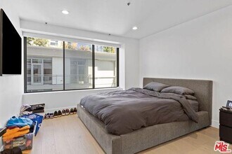 Building Photo - 10724 Wilshire Blvd Building Photo - 10724 Wilshire Blvd