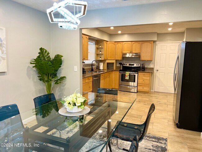 Foto del edificio - 391 Blairmore Blvd W