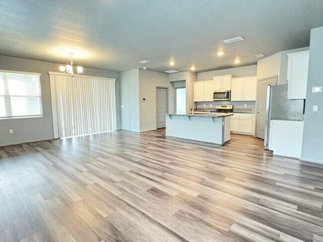 Foto del edificio - Gorgeous 2 Bedroom Home with Office!