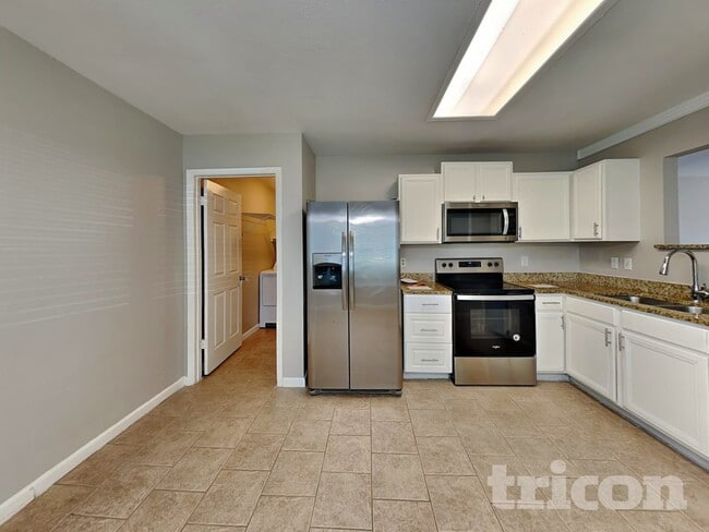 Building Photo - 2814 Coast Plain Dr