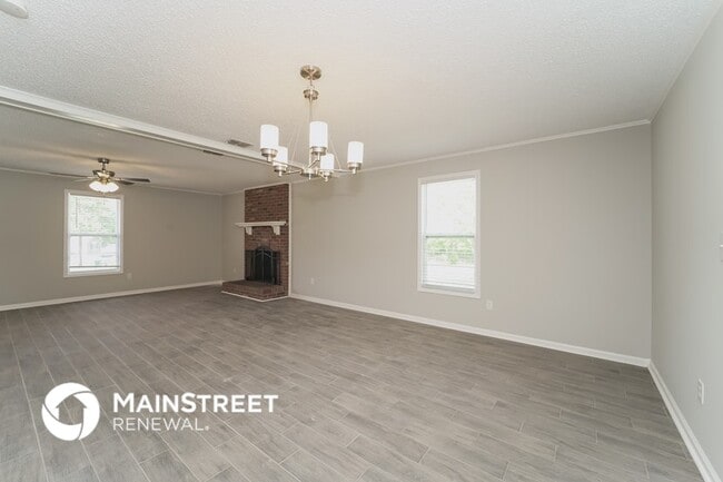 Foto del edificio - 6608 Indian Ln