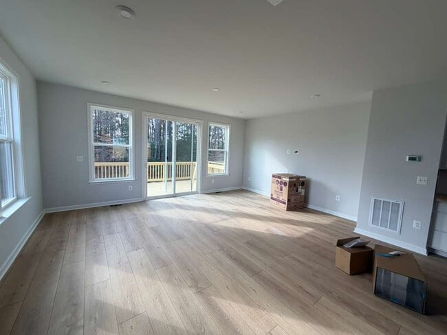 Foto del edificio - 431 Burden Dr, Glen Allen, VA 23060