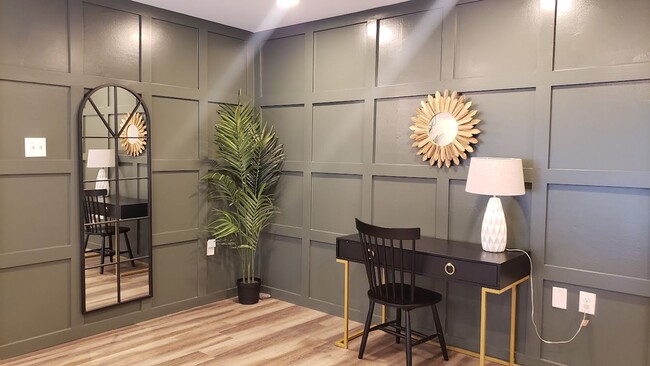 Building Photo - Executive Suites 3