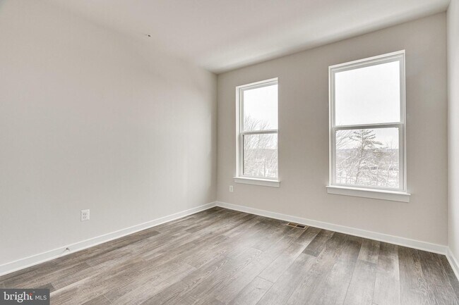 Building Photo - 4132 Legato Rd