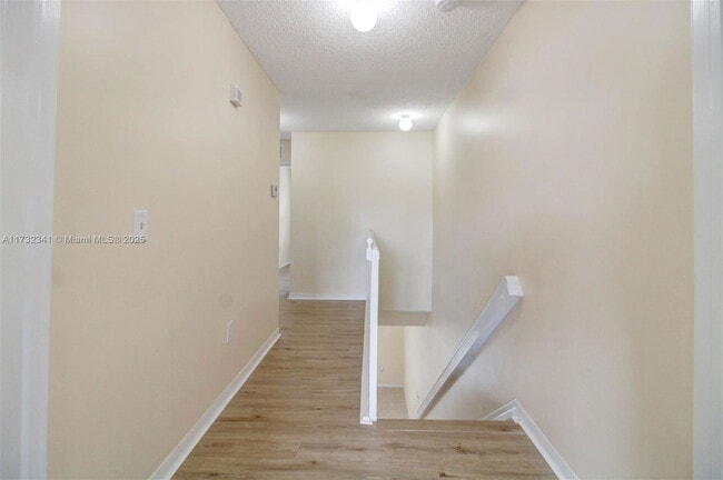 Building Photo - 2205 SE 23rd Rd