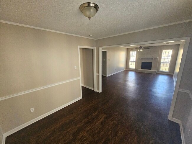 Foto del edificio - 3764 Kennings Dr