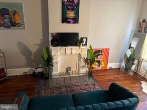 Building Photo - 2250 N Lambert St