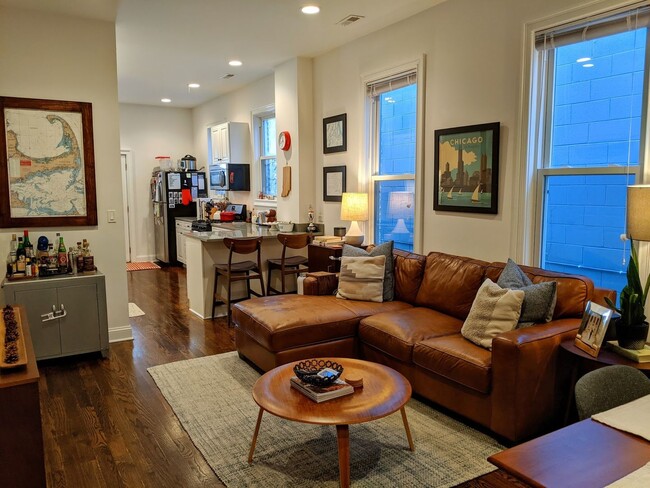 Foto del edificio - 1521 N Wood Street
