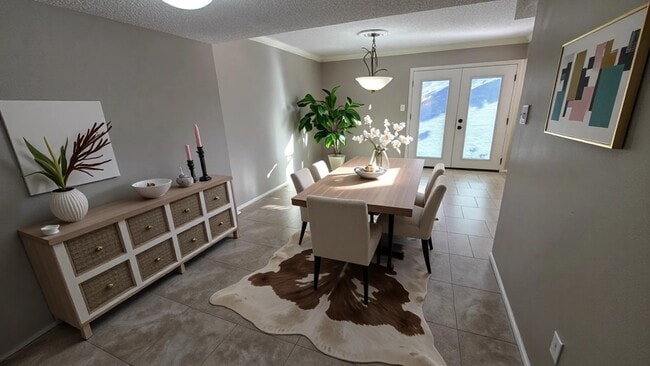 Foto del edificio - 6430 Bankside Dr