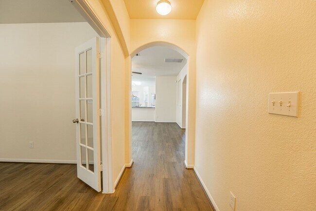 Building Photo - 20219 Weeping Pine Way