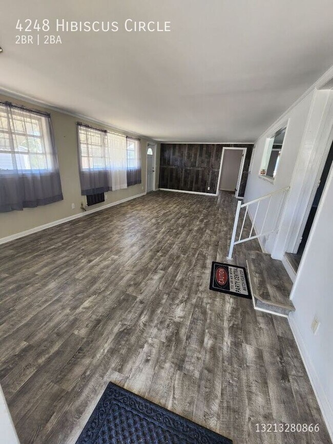 Building Photo - 4248 Hibiscus Cir