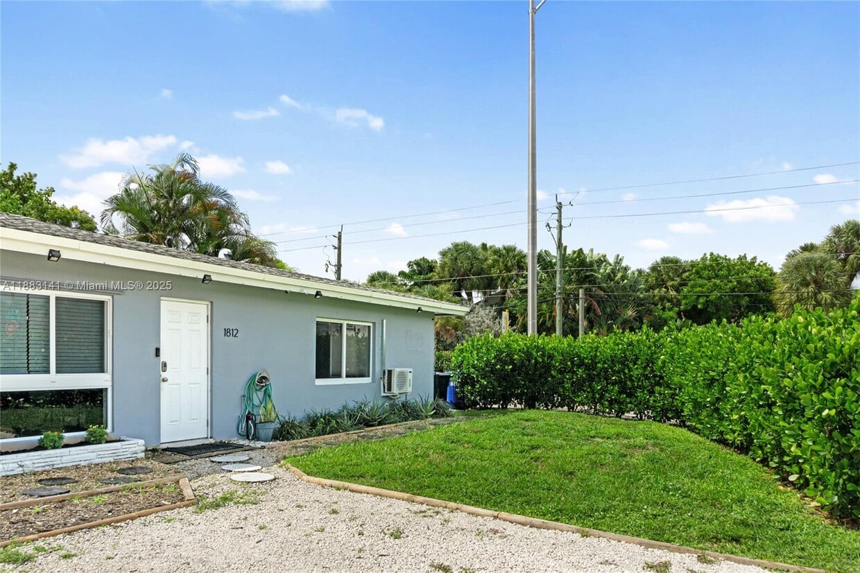 Foto principal - 1812 NE 15th Ave