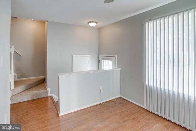 Building Photo - 14915 Enterprise Ln