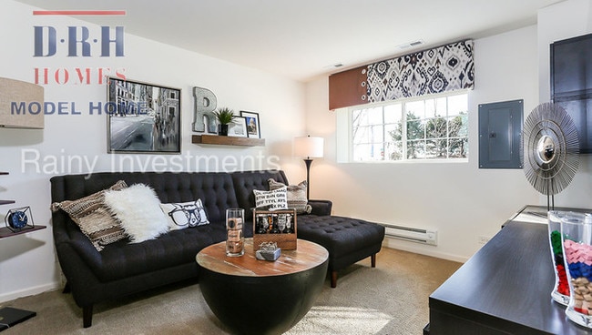 Building Photo - BRAND NEW - 3 or 4 bedroom - 1756 Sq. Ft.