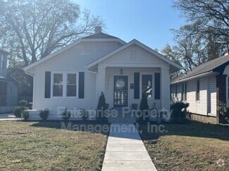 Building Photo - 1321 Snowden Ave