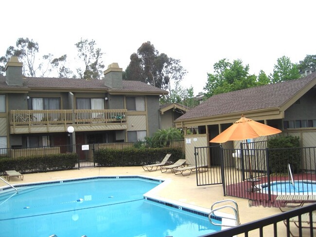 Building Photo - 8354 Via Sonoma