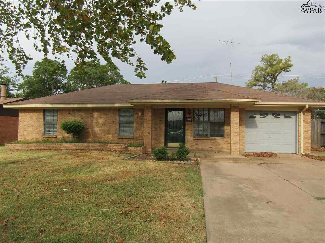 4706 Catalina Dr, Wichita Falls, TX 76310 House Rental in Wichita