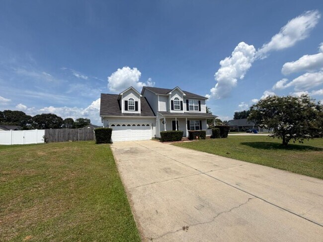 Building Photo - 205 Scaley Bark Dr