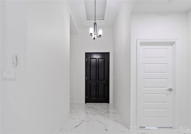 Foto del edificio - 605 W Southland Ave