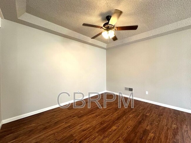 Foto del edificio - 6911 Gary Ave