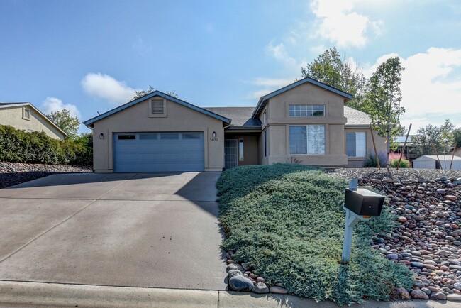 Building Photo - 3 Bedroom 2 Bath Home On North Side Of Pre...