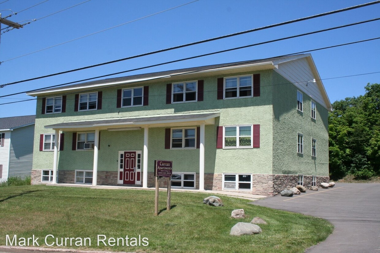 1000 W Ridge St, Marquette, MI 49855 Room for Rent in Marquette, MI