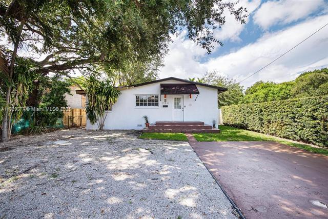 Foto principal - 234 NW 47th St