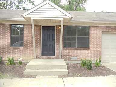 Primary Photo - 10455 McPherson St