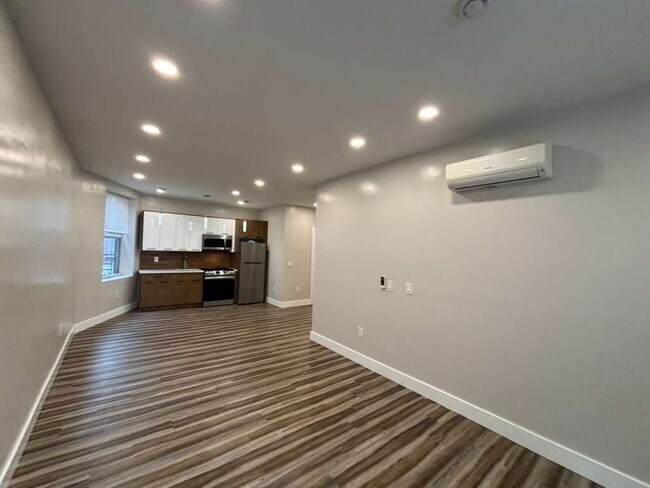 Foto del edificio - 168 Ocean Ave