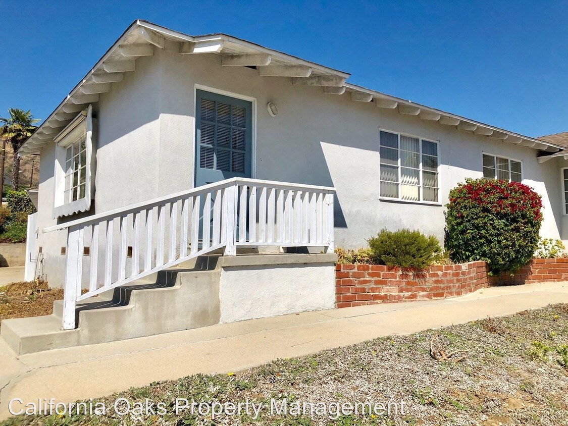 Primary Photo - 2559-2561 Sunset Dr
