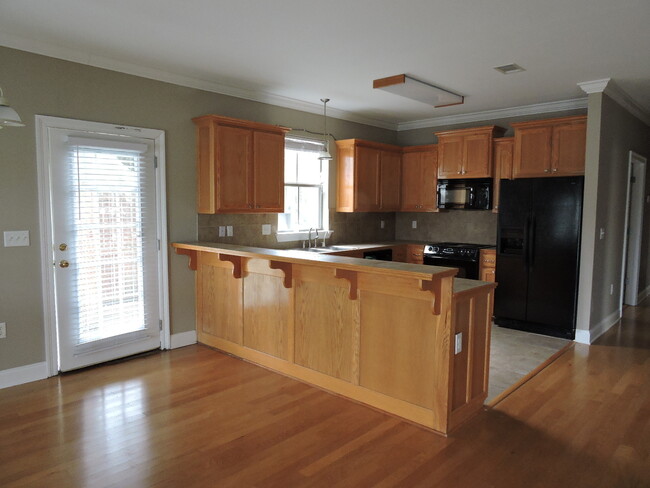 Foto del edificio - Great 3BR/2BA Condo in Arlington Plantatio...