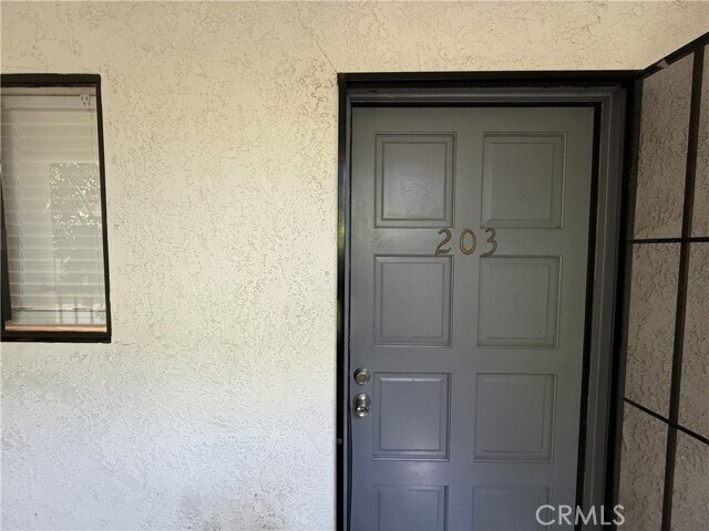 Foto del edificio - 1212 Gladys Ave