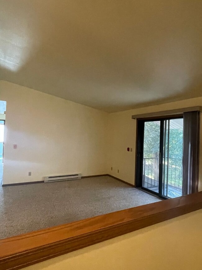 Foto del edificio - Spacious 2-Bed, 2-Bath Condo with Comfort ...