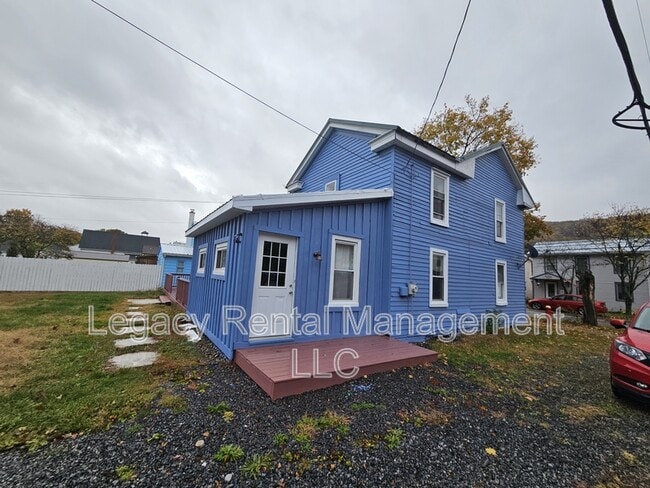 Building Photo - 2301 Old Berwick Rd