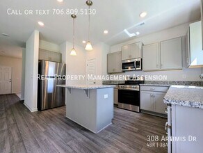 Building Photo - 308 Artimis Dr