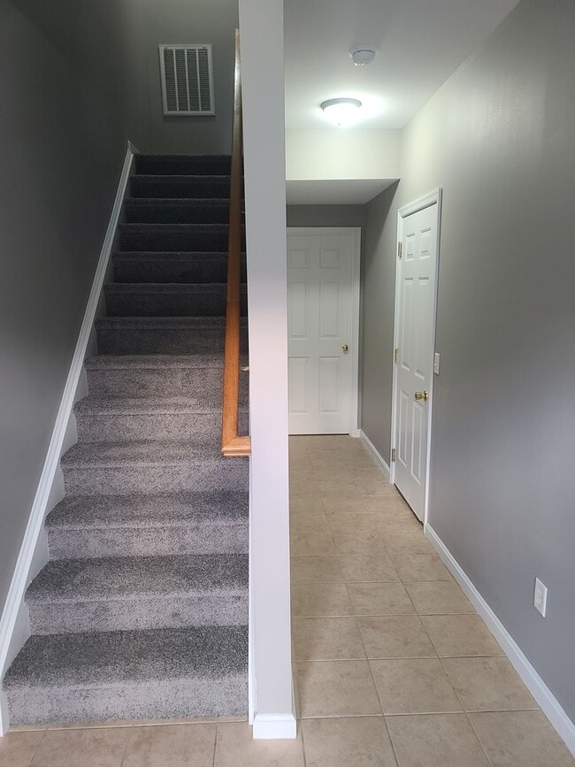 Foto del edificio - 3 bedroom,  2 1/2 bath town home in Waynesboro PA