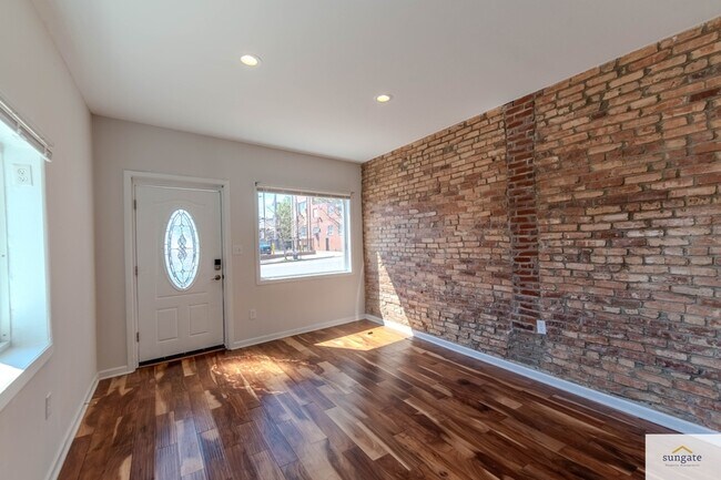 Foto del edificio - 2608 E Fayette St