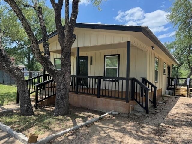 Foto principal - 1003 Lake Forest Dr