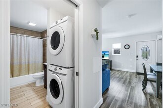 Building Photo - 3561 Thomasson Dr