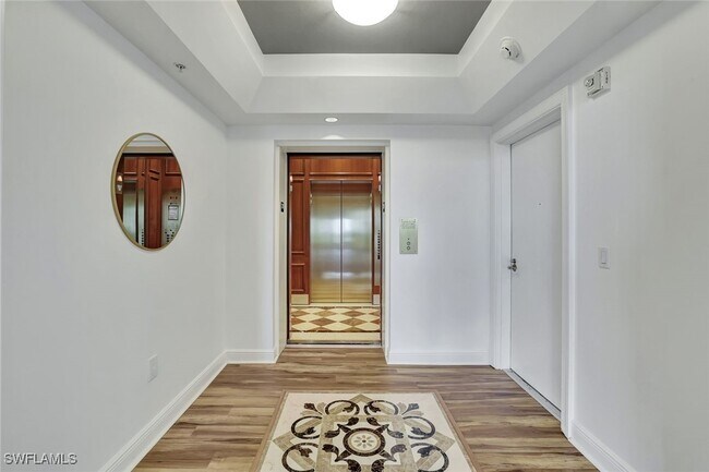 Foto del edificio - 1060 Borghese Ln