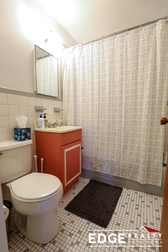Foto principal - 130 Emerson St
