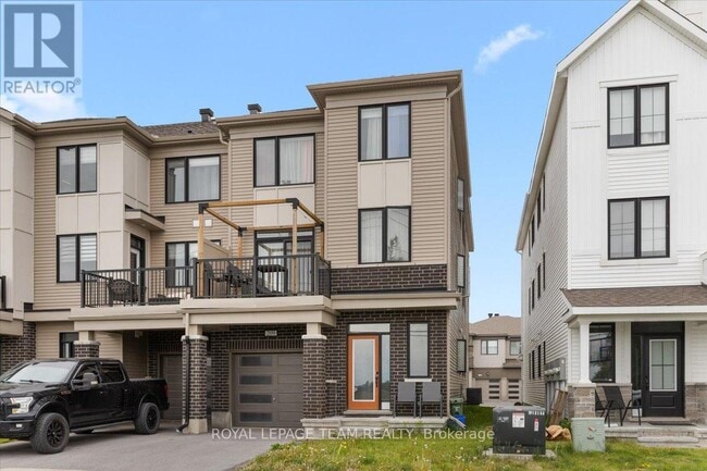 Building Photo - 209 Hibernian Walk