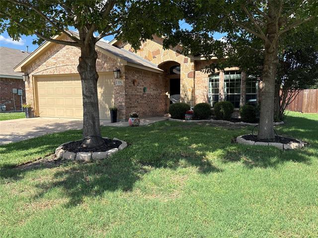 Building Photo - 221 Spring Hollow Dr