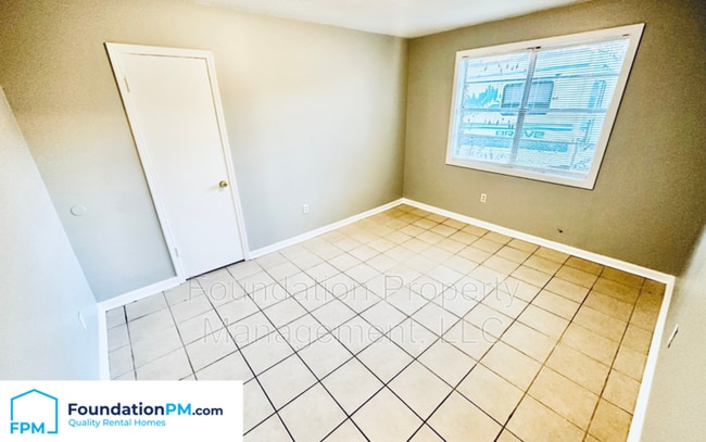 Building Photo - 3462 Buchanan Ave