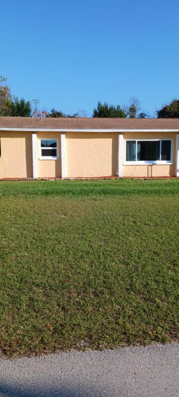 Building Photo - 9387 Mallard St