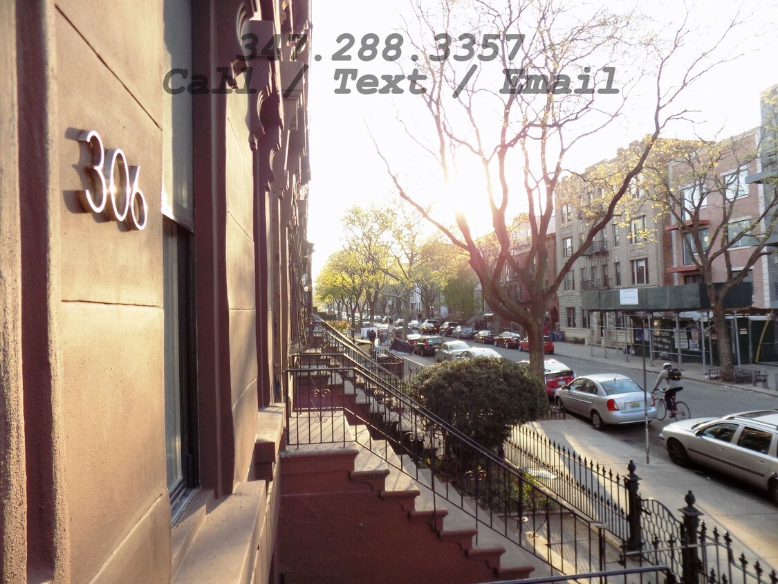 Primary Photo - 483 Greene Ave