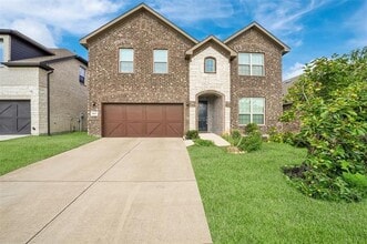 Building Photo - 8217 Spruce Meadows Dr